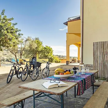 Casa Aurora Con Giardino * Bari Sardo