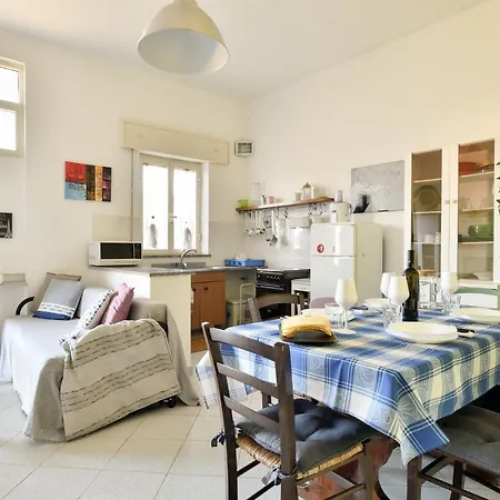 Casa Aurora Con Giardino Holiday home